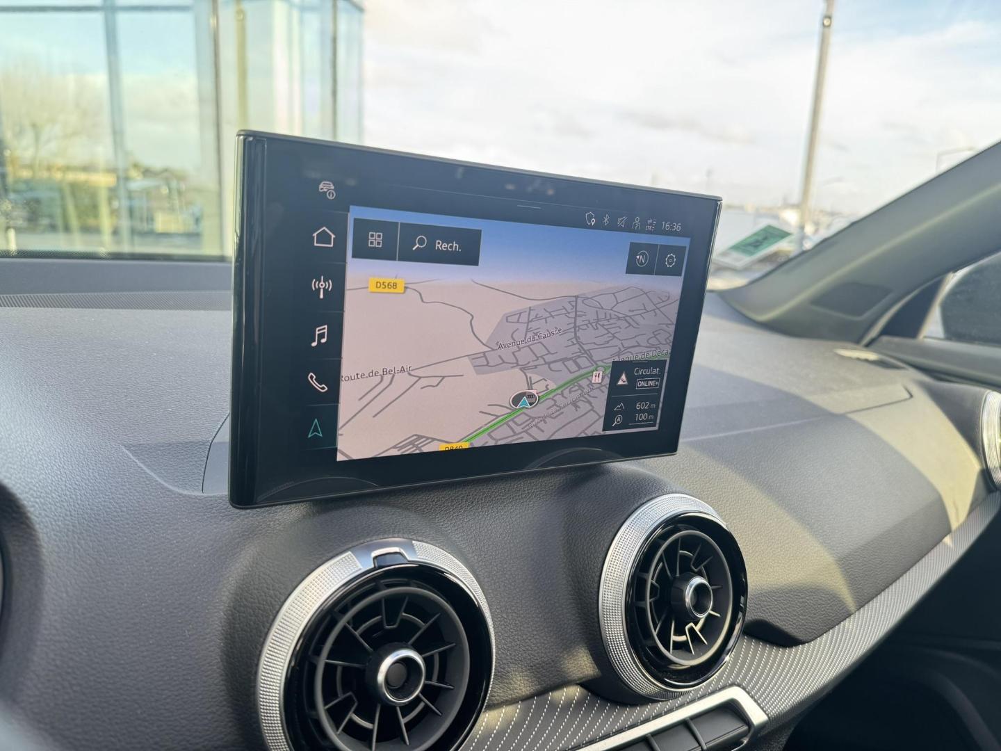 Image about Audi Q2 S line plus 35 TFSI 110 kW (150 ch) S tronic