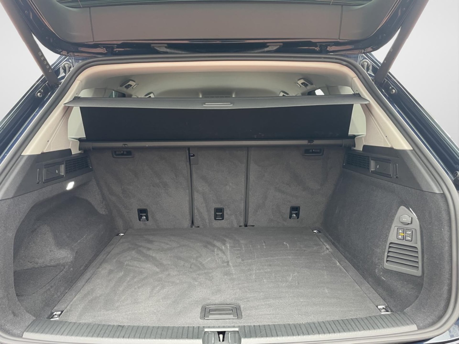 Volkswagen Touareg Basis-Modell