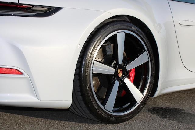 2025 Porsche