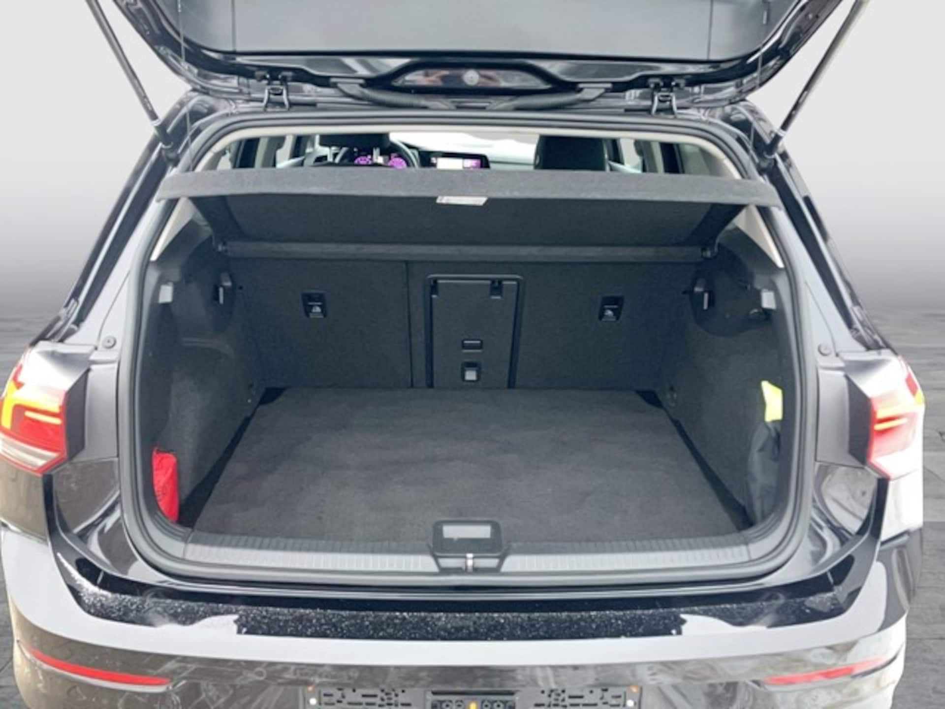 Volkswagen Golf Active
