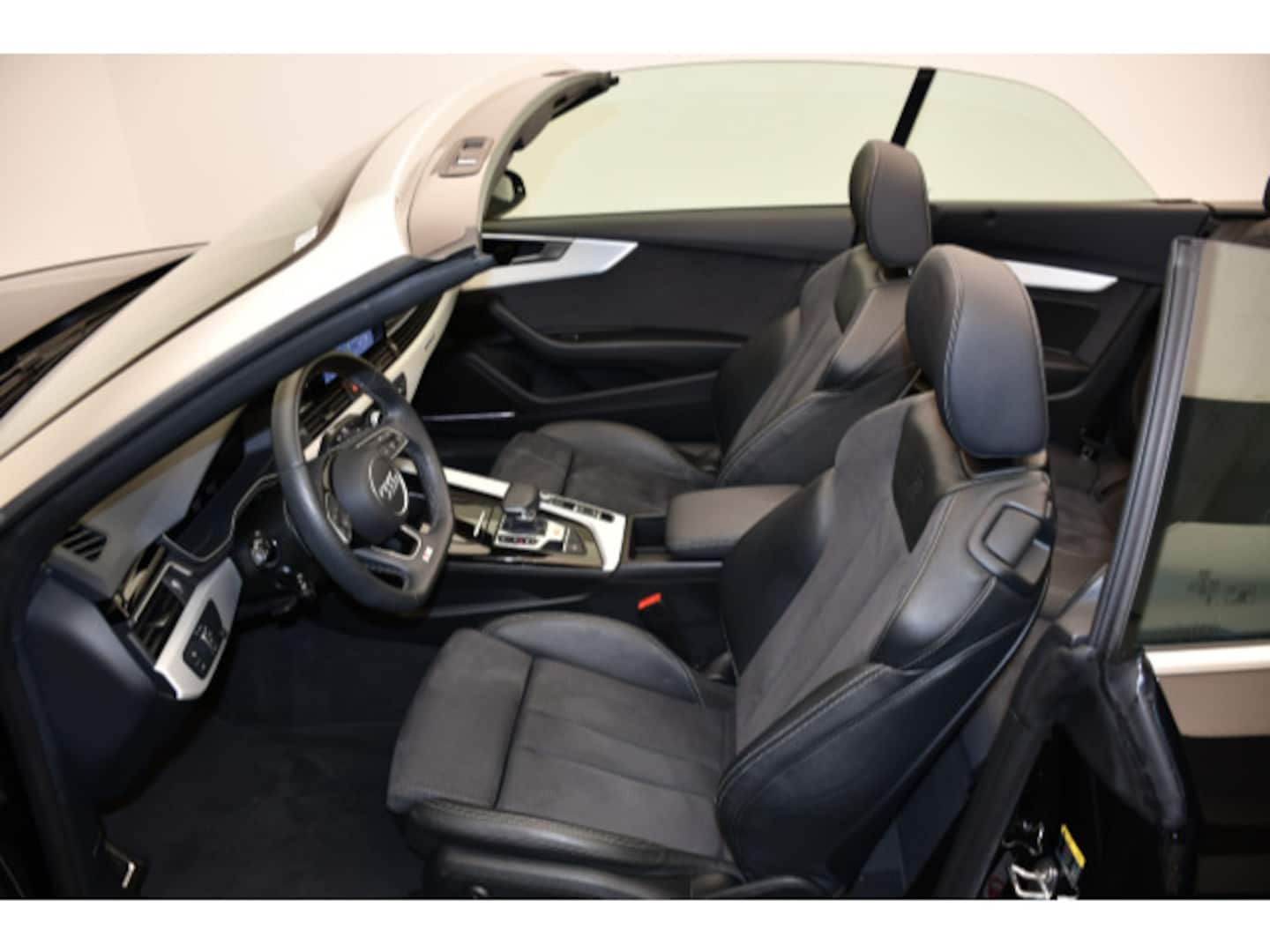 Bild über Audi S5 Cabriolet TFSI quattro tiptronic - für weitere Informationen kontaktieren Sie den Audi Partner