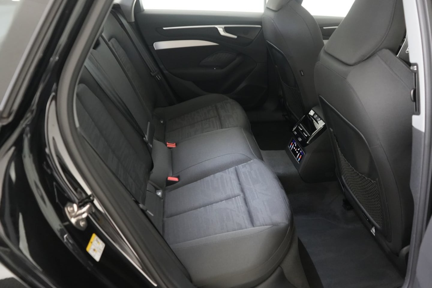 Bild über Audi A6 Avant TDI quattro 150 kW S tronic - für weitere Informationen kontaktieren Sie den Audi Partner
