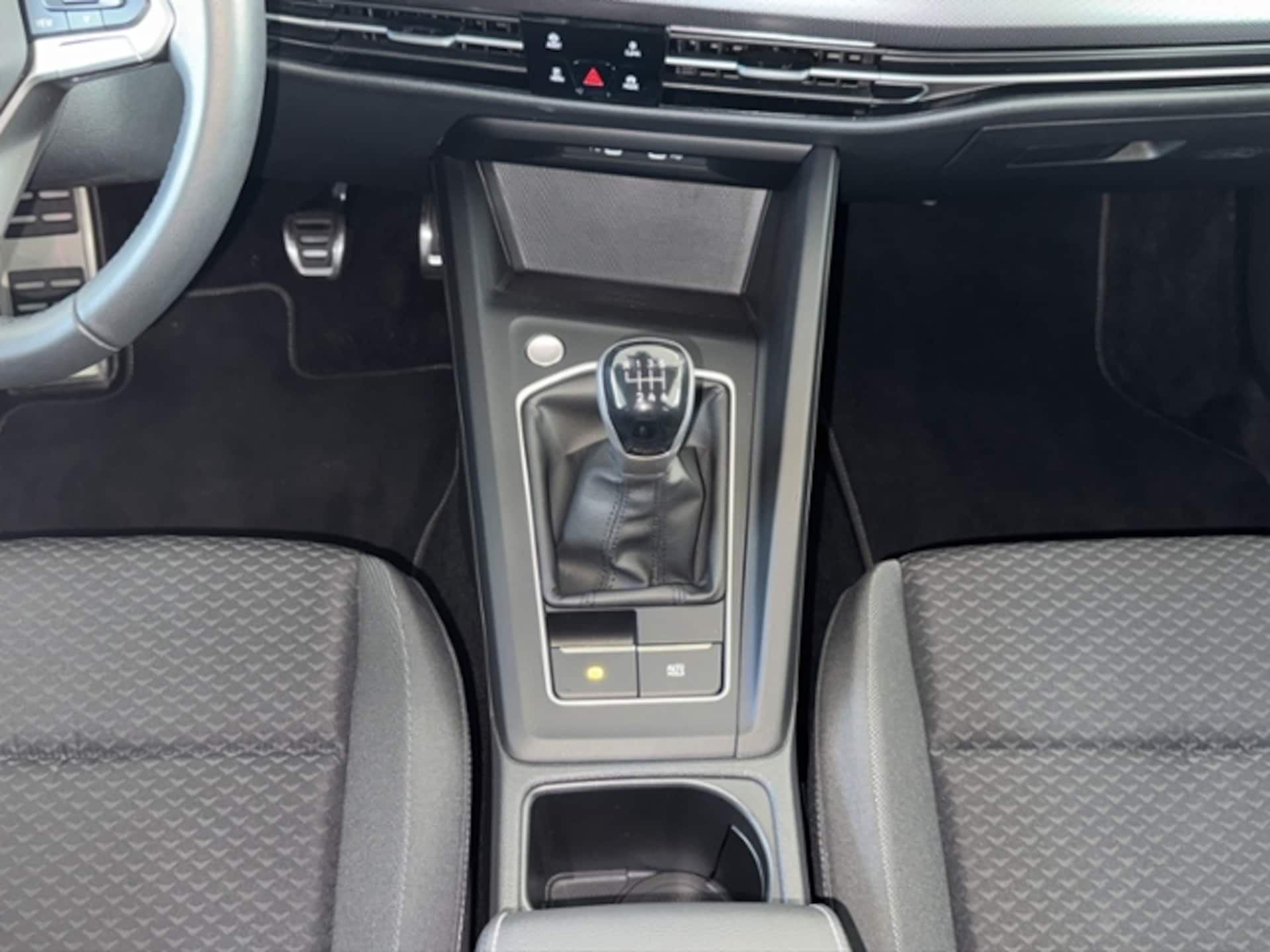 Volkswagen Golf Active
