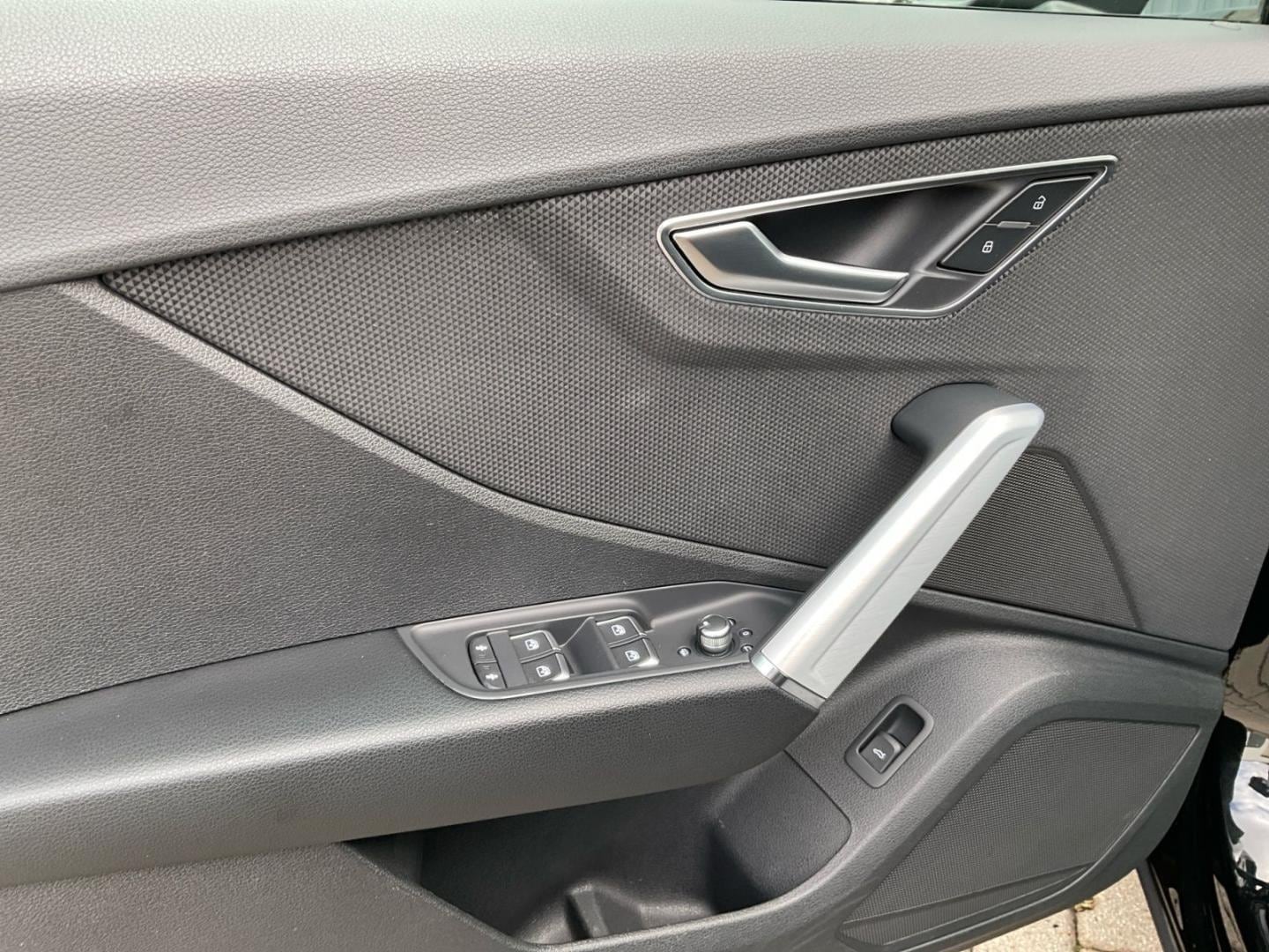 Bild über Audi Q2 S line 30 TFSI Schaltgetriebe - für weitere Informationen kontaktieren Sie den Audi Partner