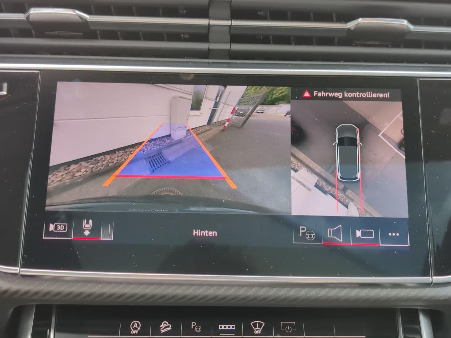 Bild über Audi SQ7 SUV TFSI quattro tiptronic - für weitere Informationen kontaktieren Sie den Audi Partner