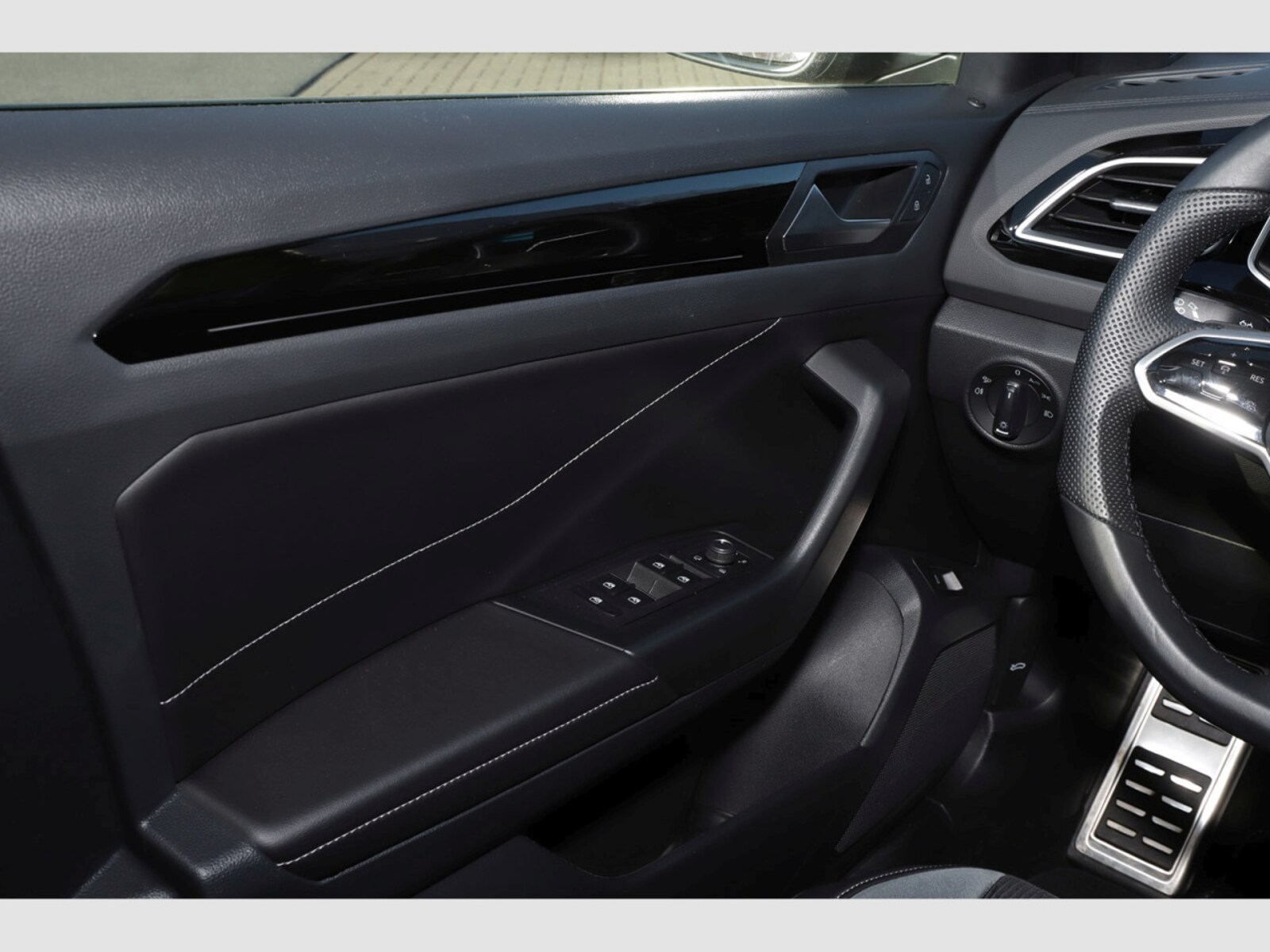 Volkswagen T-Roc – Bild 13