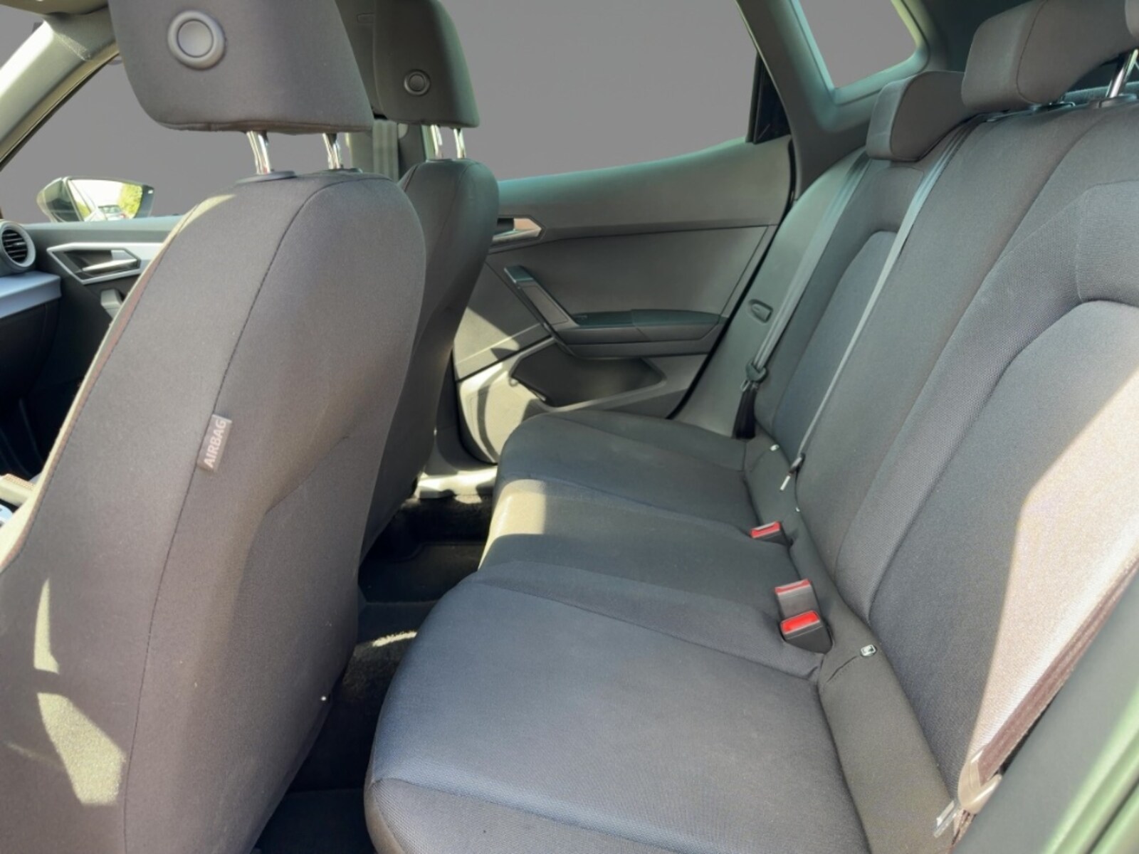SEAT Arona – Bild 8