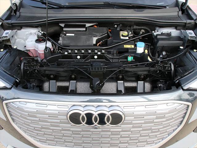 2022 AUDI Q4 - Image 41