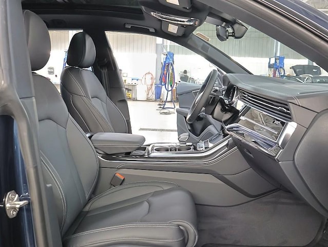 2026 Audi Q8 Prestige - Photo 33