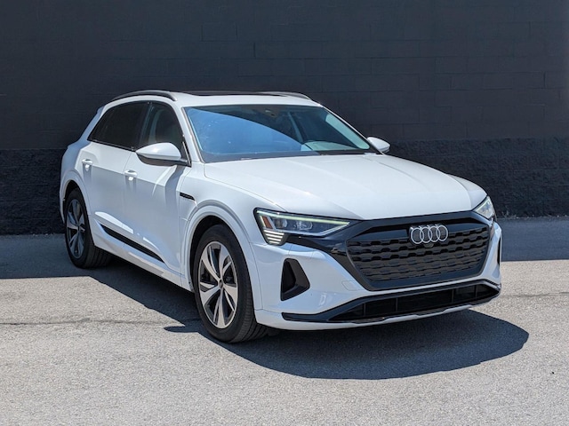 2024 Audi Q8 e-tron