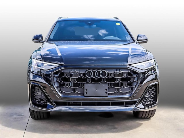 2025 Audi Q8