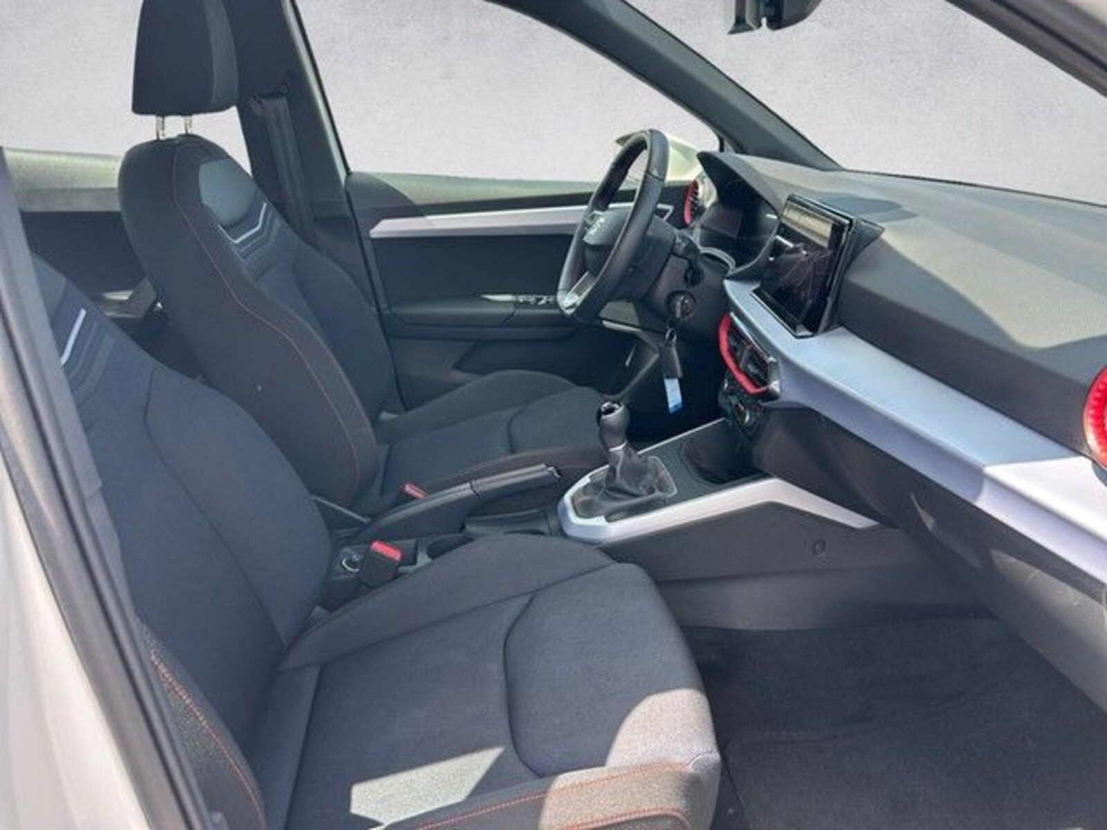 SEAT Arona – Bild 10