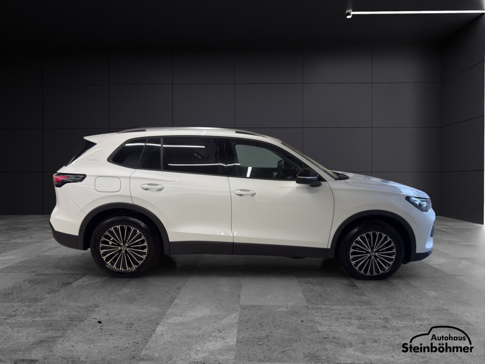 Volkswagen Tiguan – Bild 8