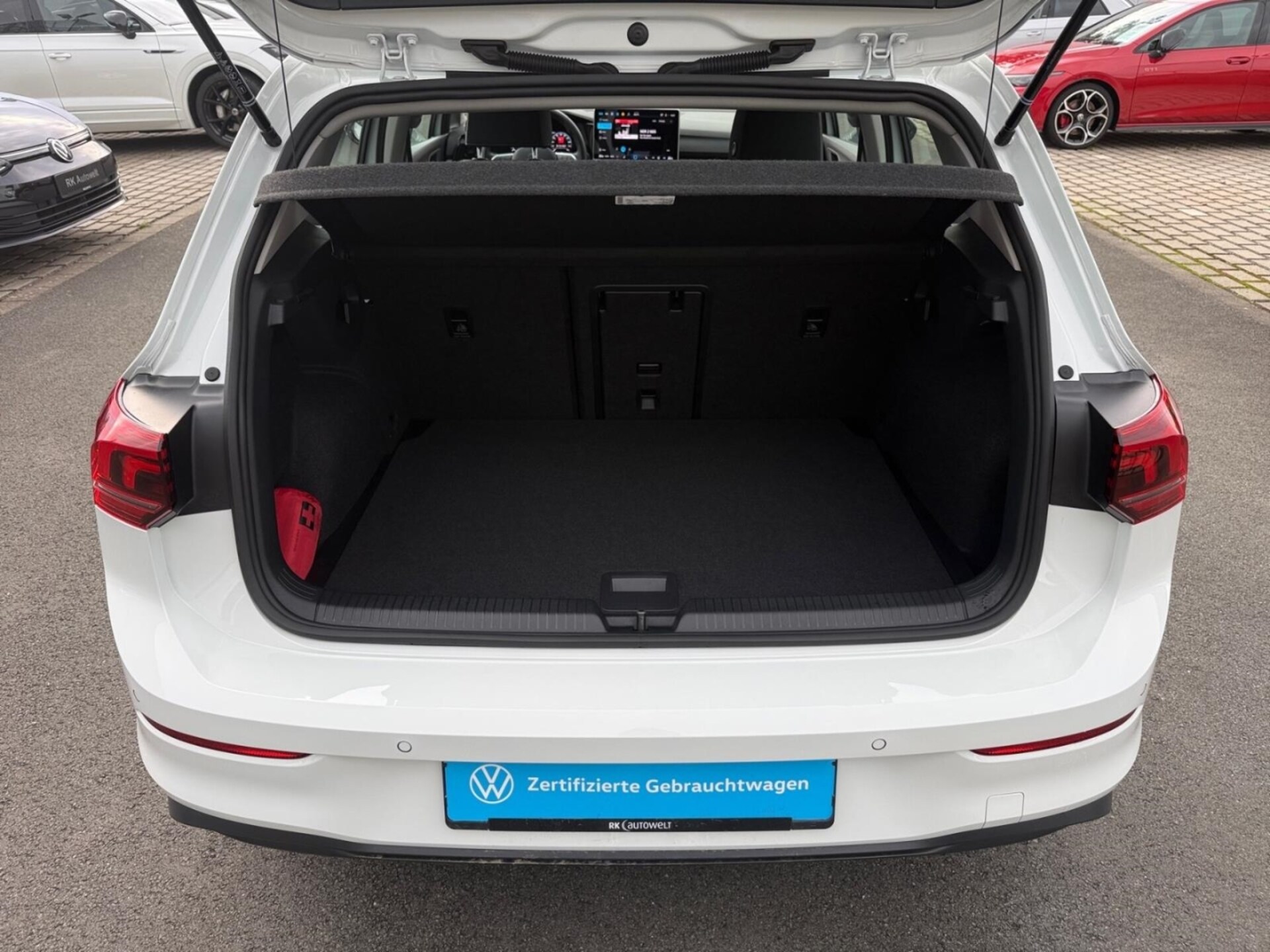 Volkswagen Golf Life