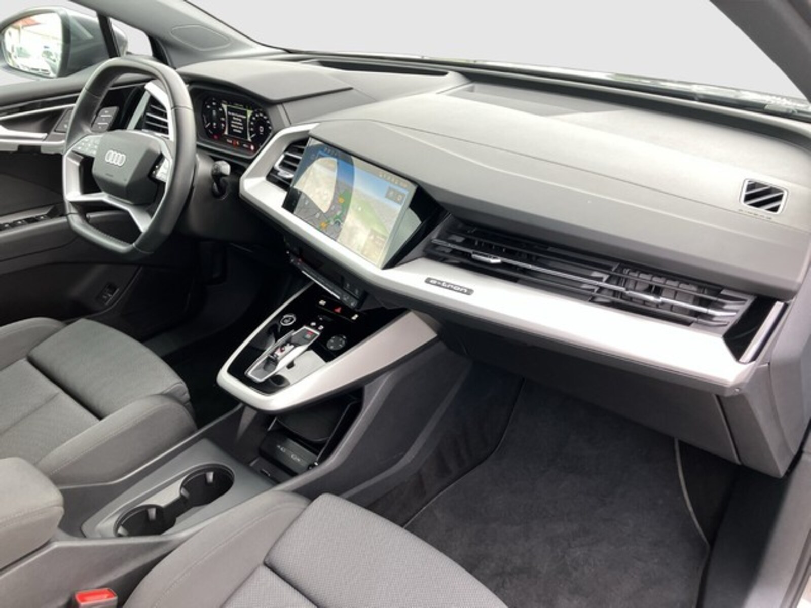 Audi Q4 Sportback e-tron – Bild 15