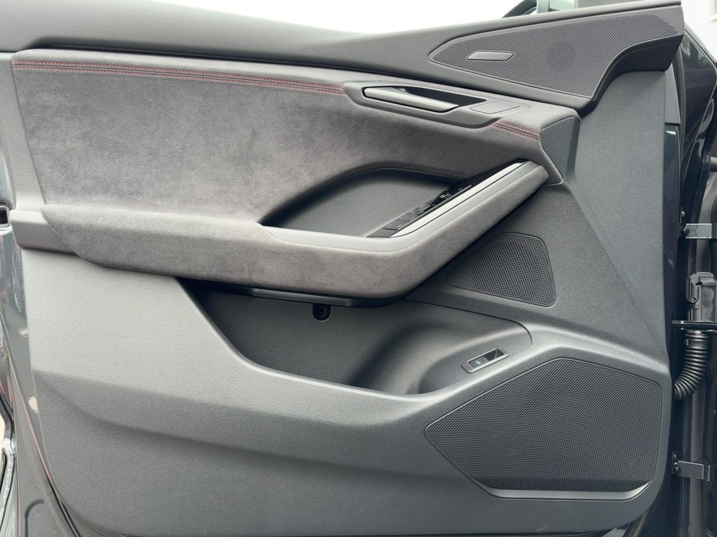Bild über Audi Q6 SUV e-tron S line business e-tron performance 225 kW - für weitere Informationen kontaktieren Sie den Audi Partner