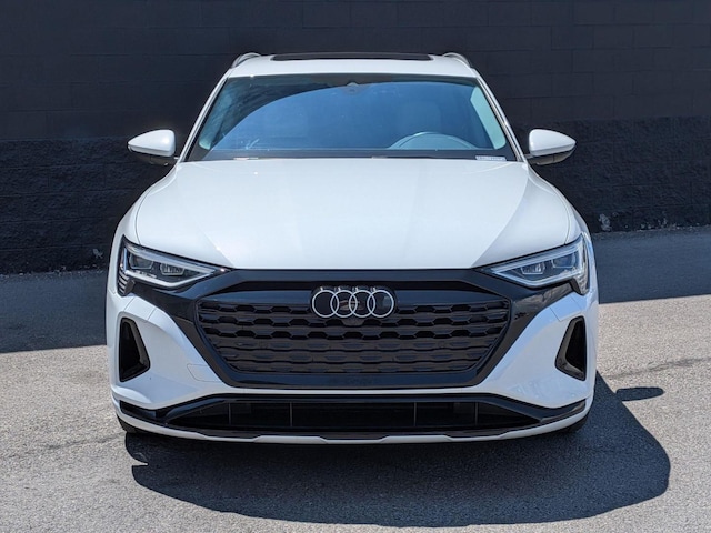2024 Audi Q8 e-tron