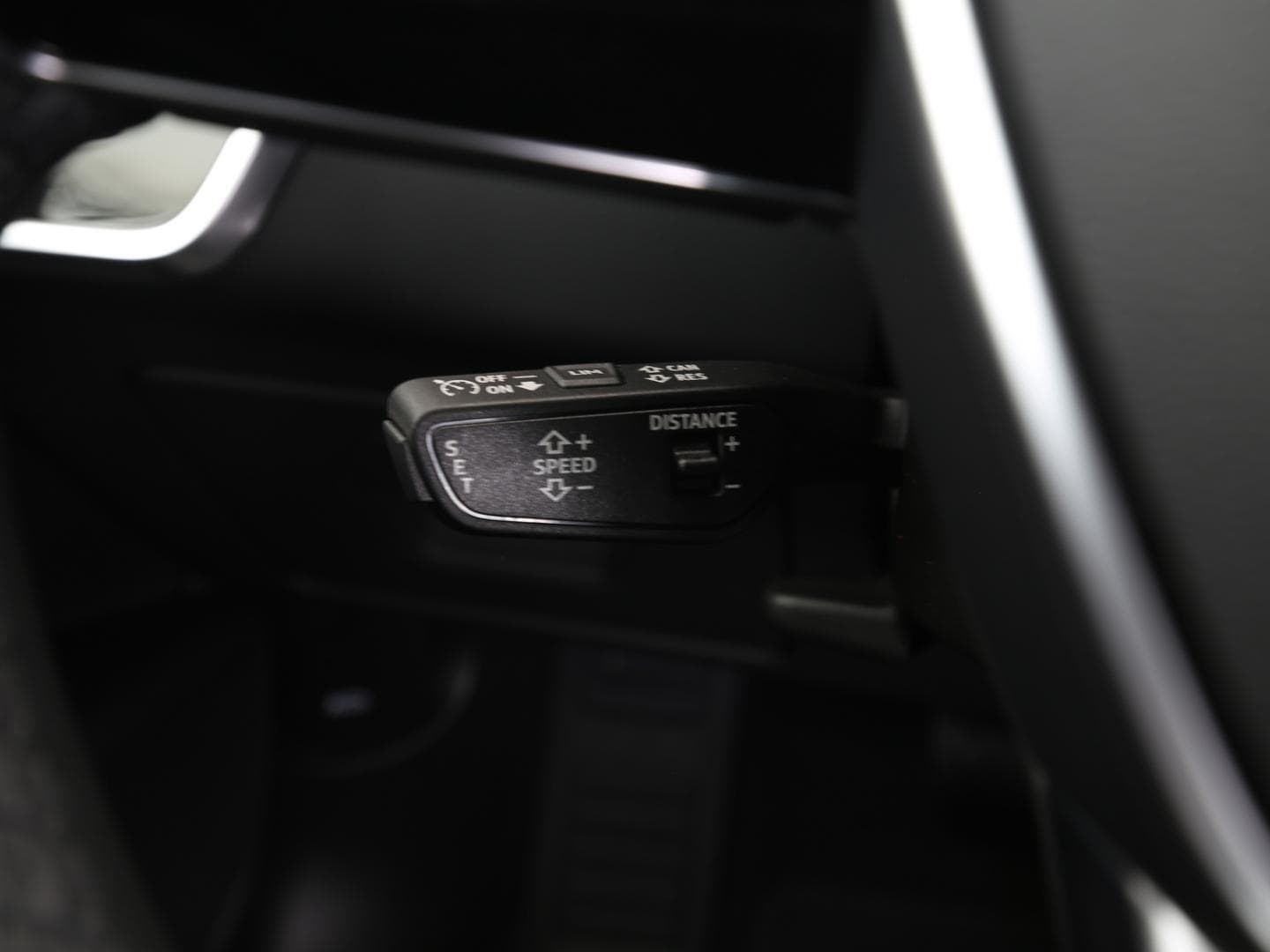 Bild über Audi A6 Avant advanced 45 TDI quattro S tronic - für weitere Informationen kontaktieren Sie den Audi Partner