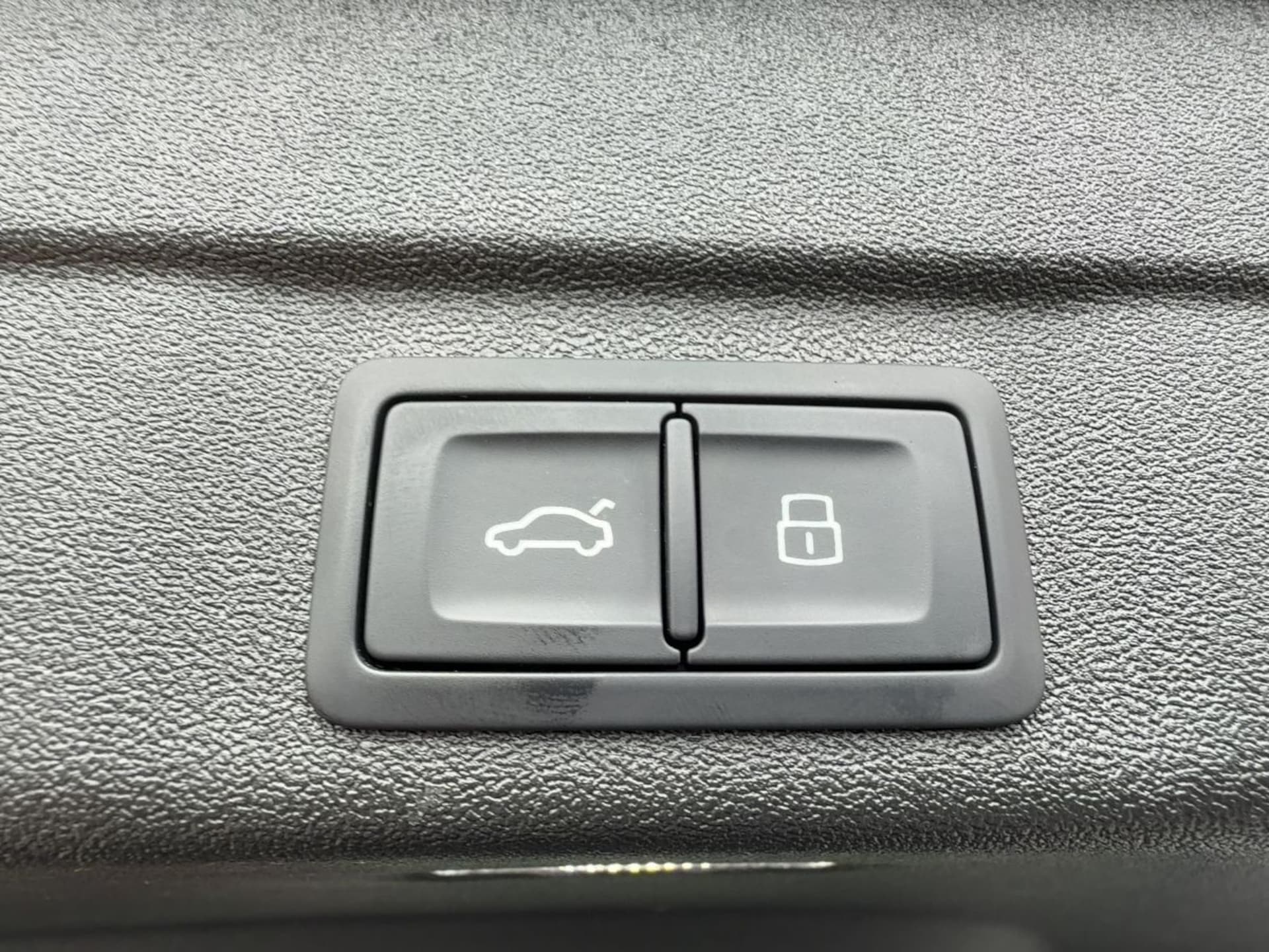 Audi A5 Avant e-hybrid