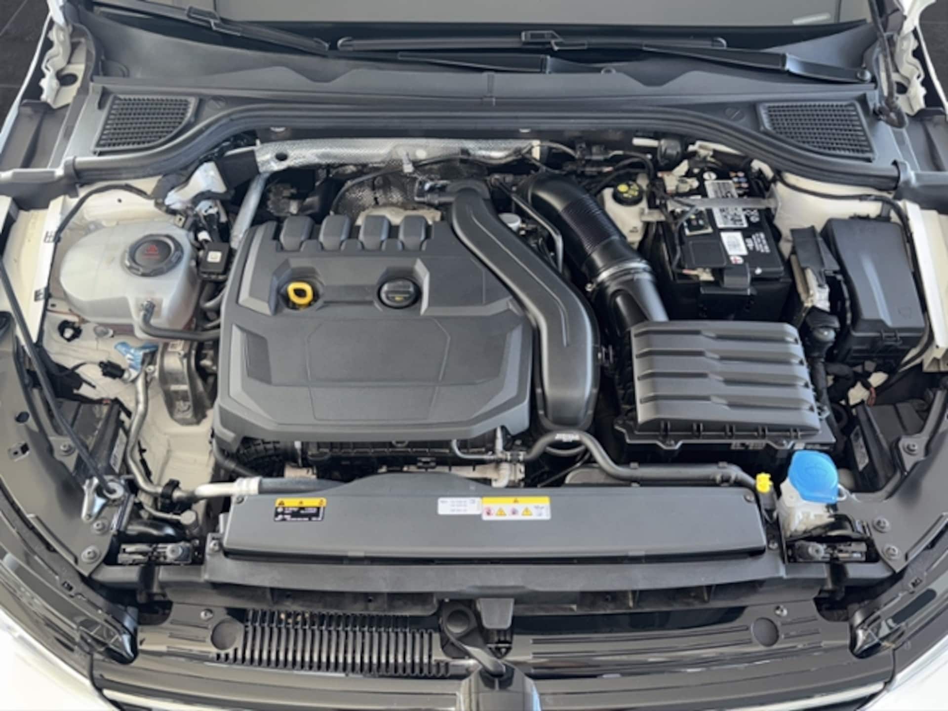 Volkswagen Golf Active