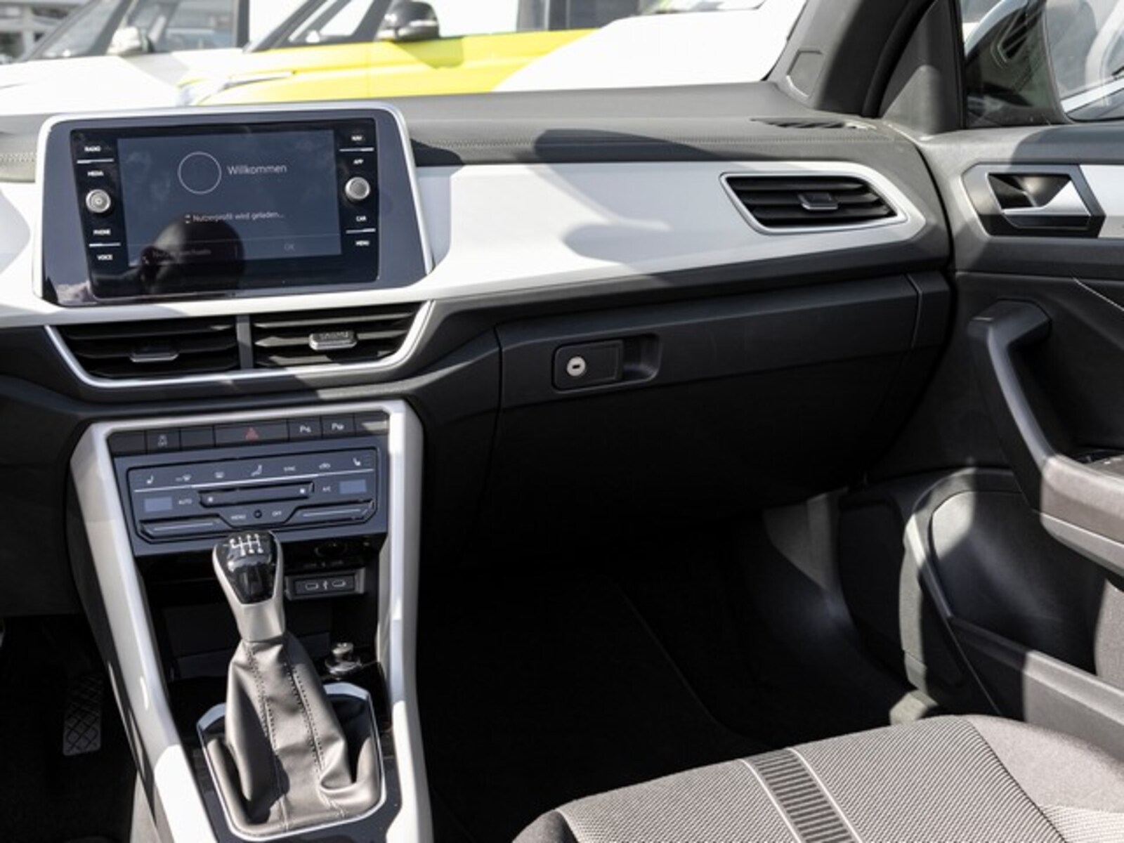 Volkswagen T-Roc Cabriolet – Bild 4