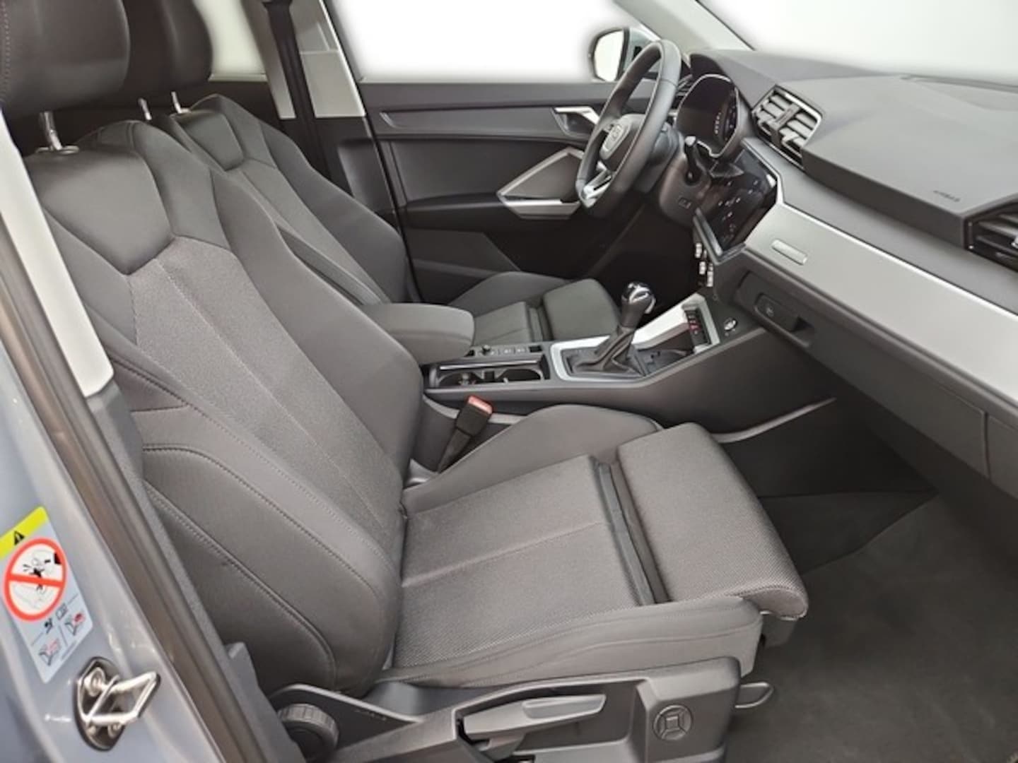 Bild über Audi Q3 TFSI 110 kW S tronic - für weitere Informationen kontaktieren Sie den Audi Partner
