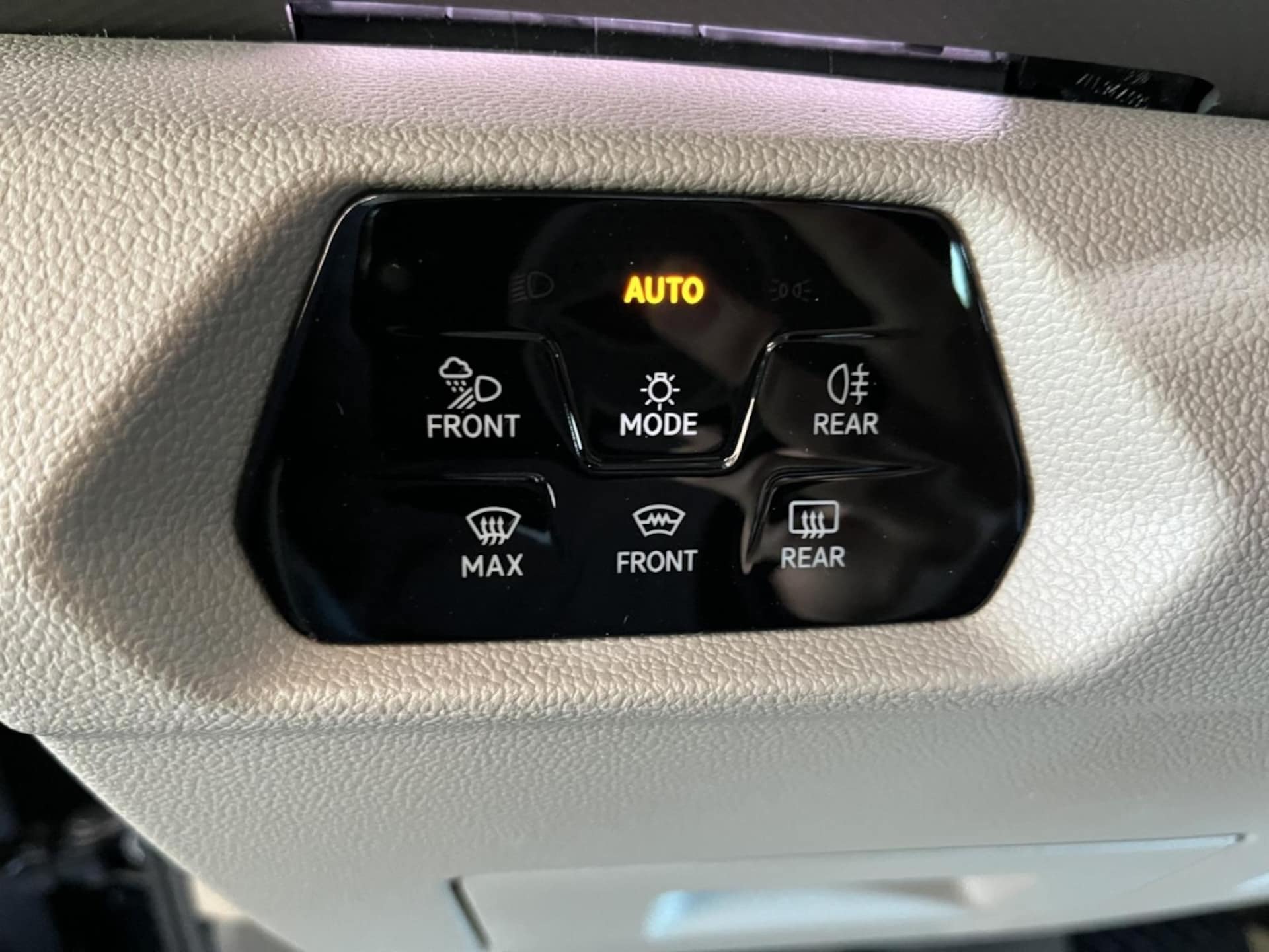 Volkswagen Multivan Life