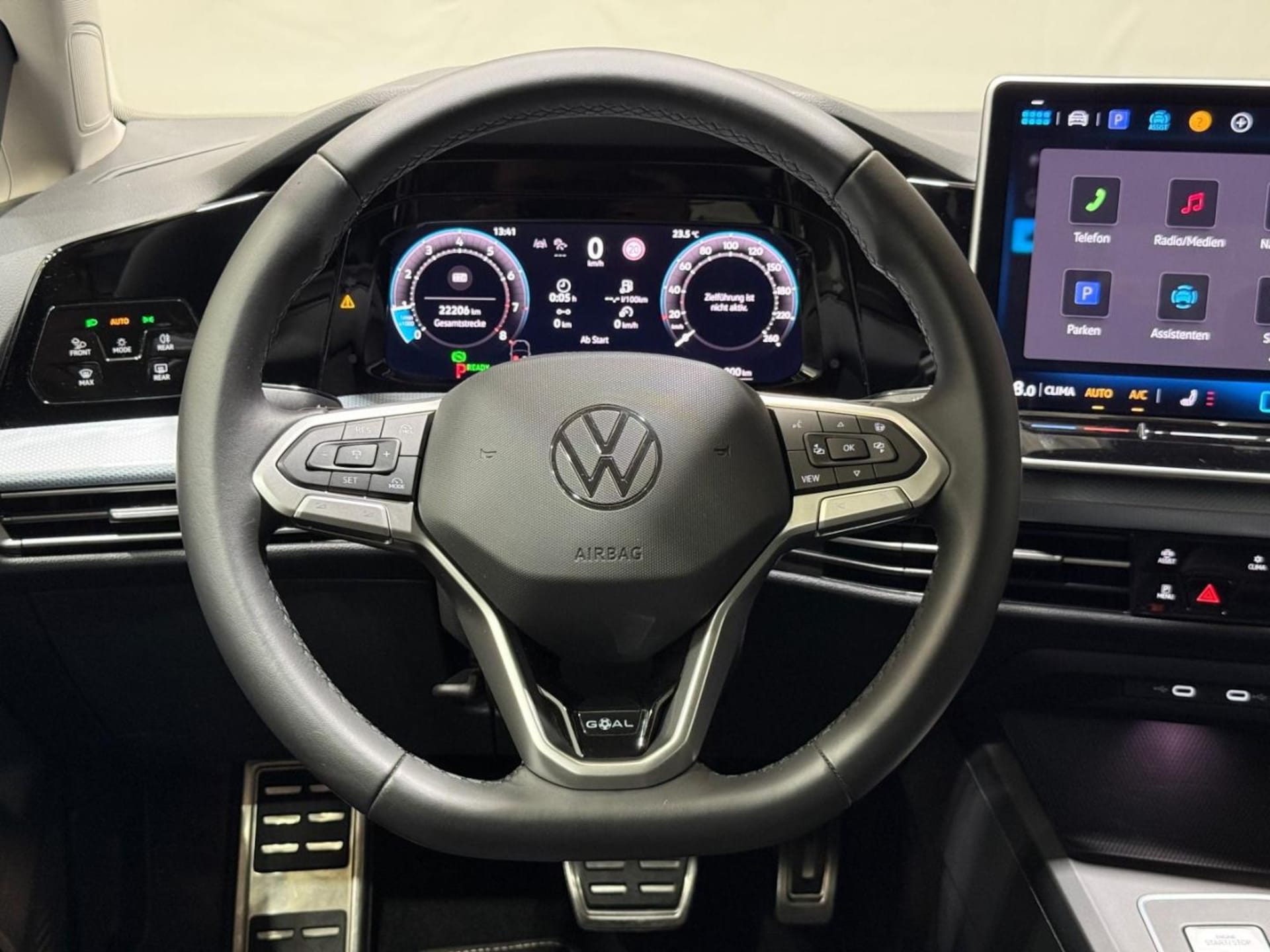 Volkswagen Golf Life