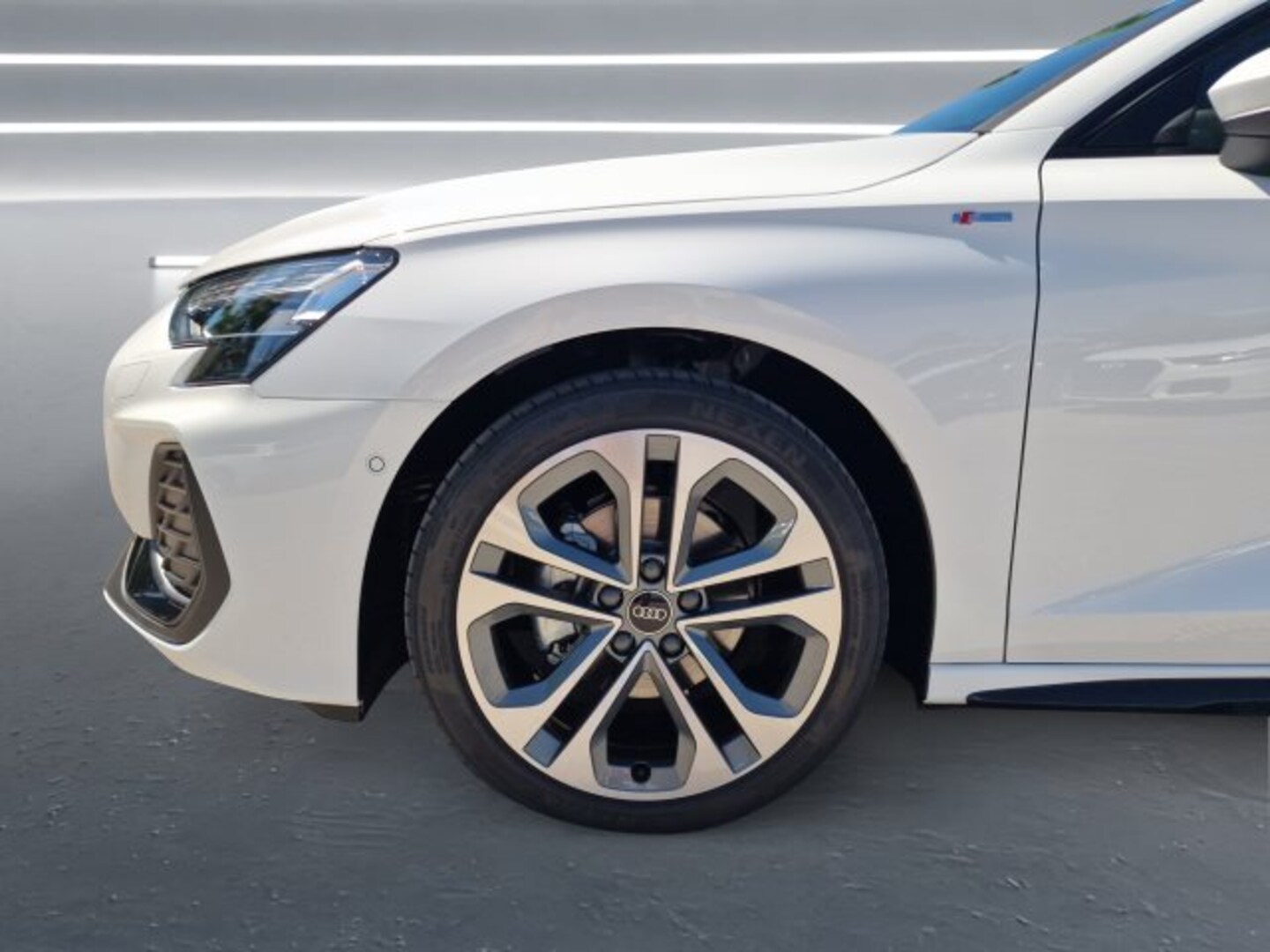 Bild über Audi A3 Sportback S line 35 TFSI S tronic - für weitere Informationen kontaktieren Sie den Audi Partner