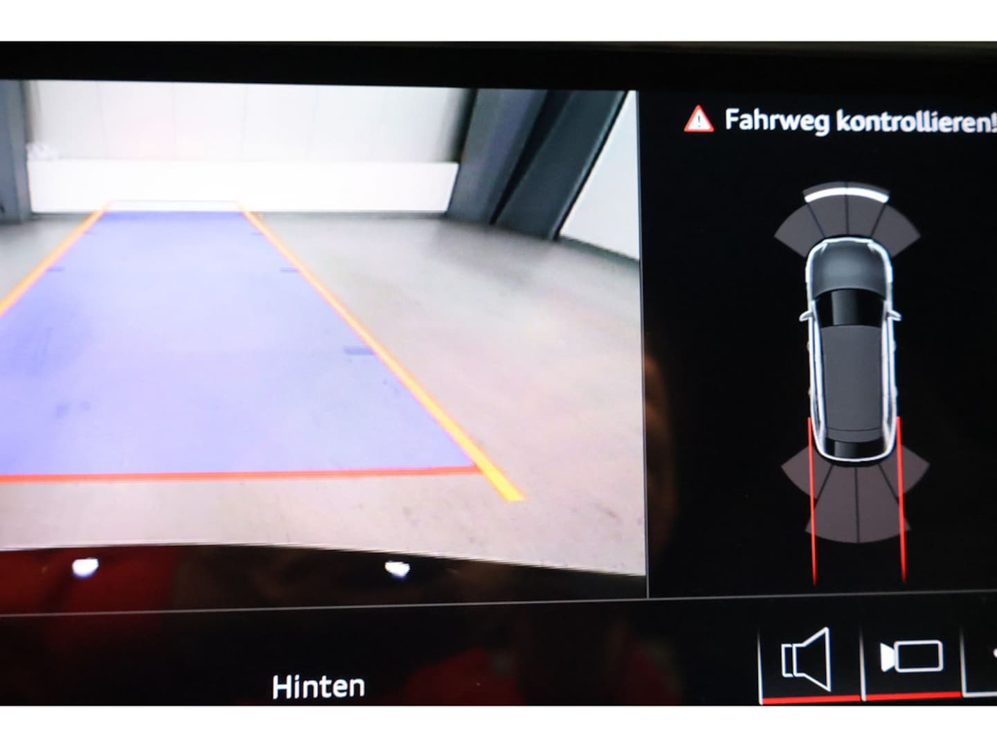 Bild über Audi RS 6 Avant performance quattro tiptronic - für weitere Informationen kontaktieren Sie den Audi Partner