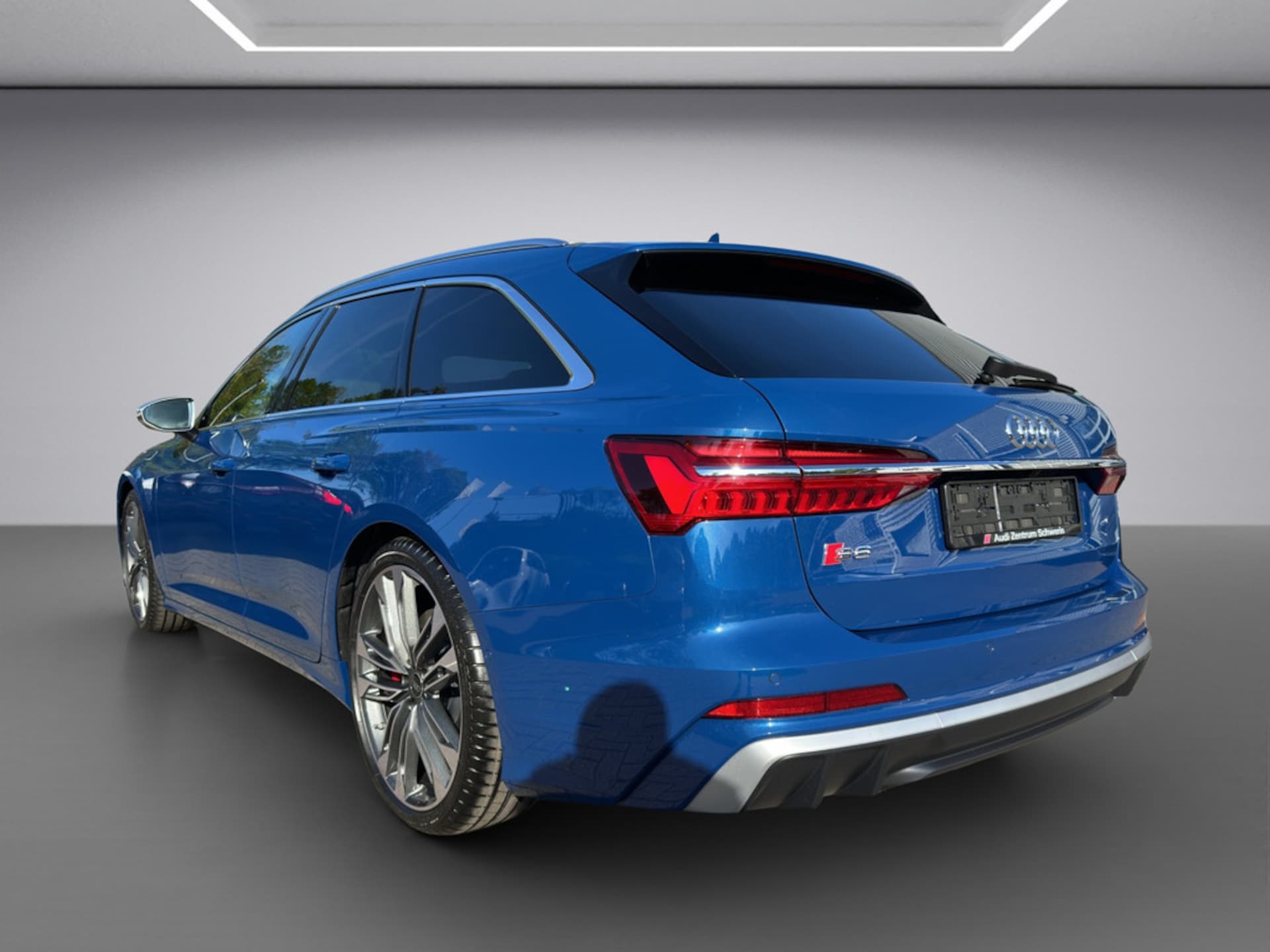 Audi S6 Avant
