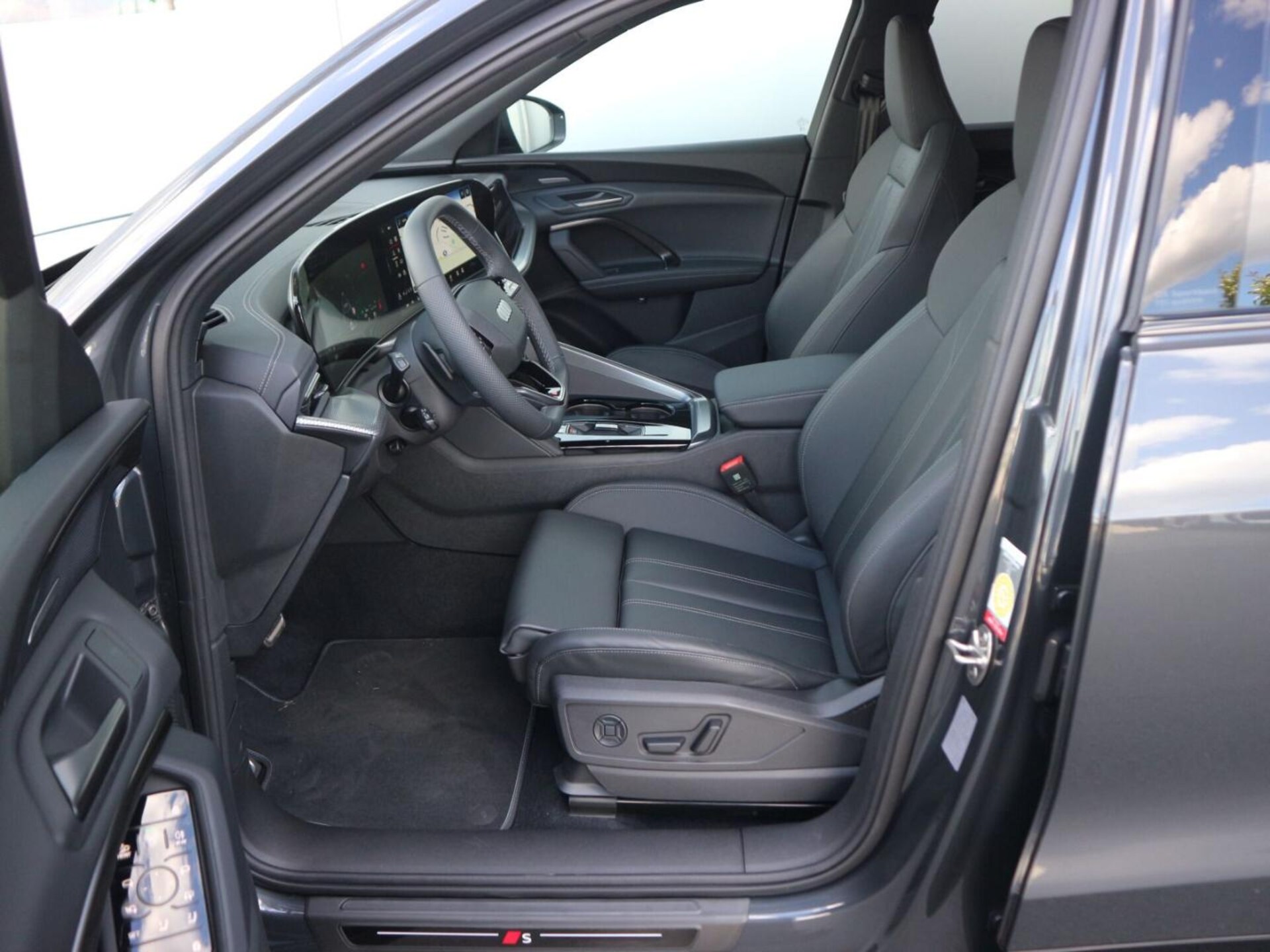 Audi Q5 Sportback edition one