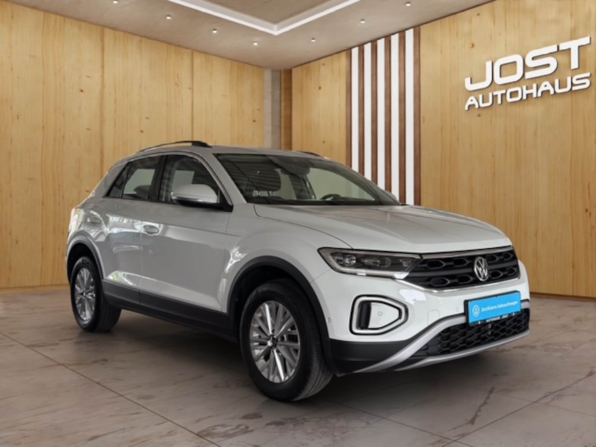 Volkswagen T-Roc Life