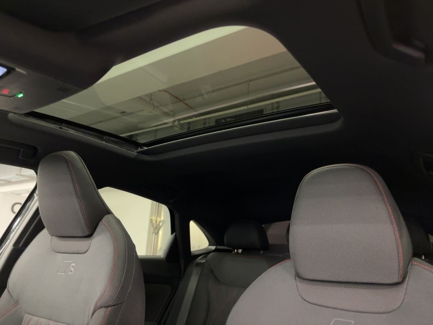 Bild über Audi Q3 Sportback e-hybrid e-hybrid 200 kW S tronic - für weitere Informationen kontaktieren Sie den Audi Partner
