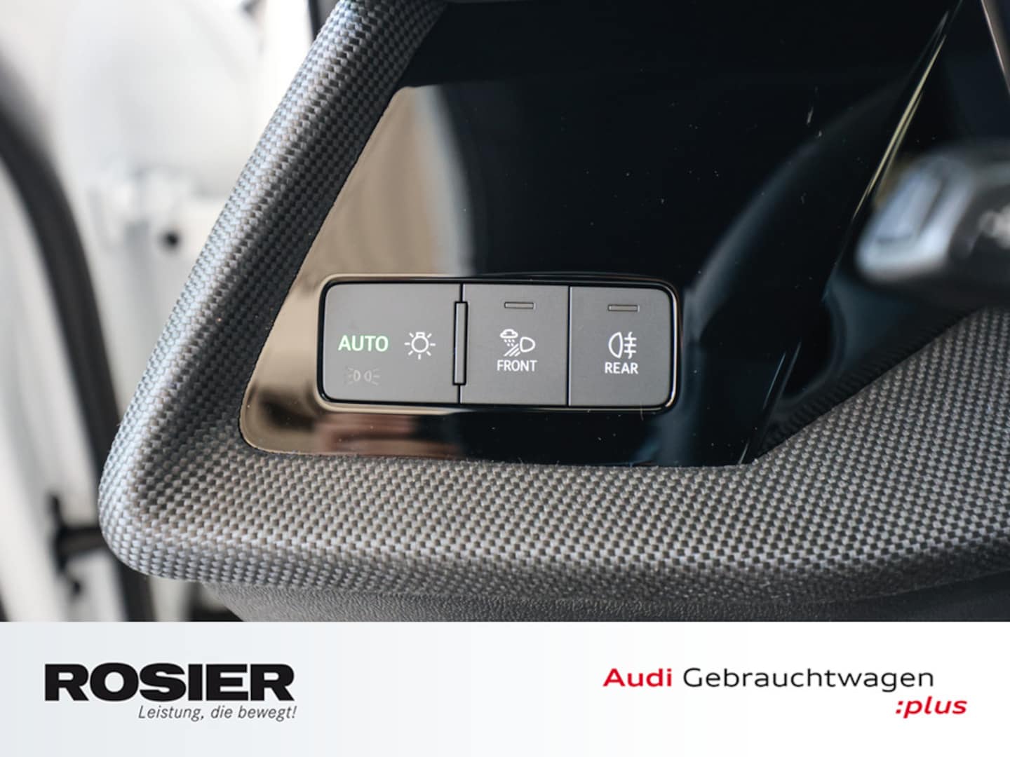 Bild über Audi S3 Sportback TFSI quattro S tronic - für weitere Informationen kontaktieren Sie den Audi Partner