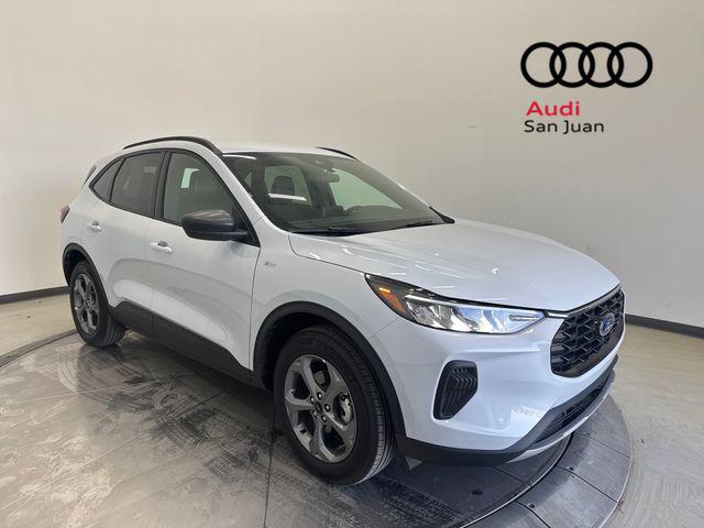 2026 Ford Escape ST-Line AWD's photo