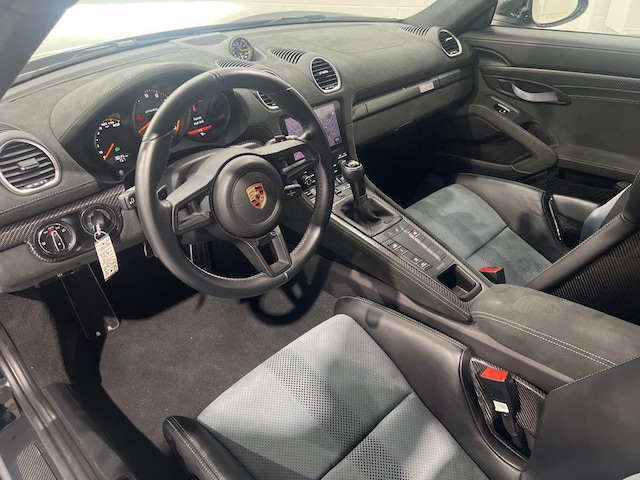 2024 Porsche 718 Cayman