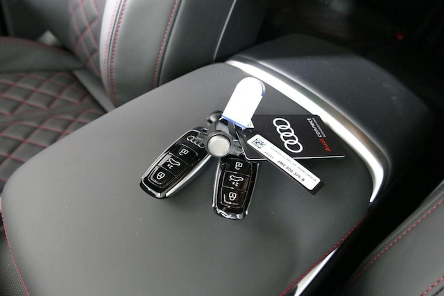 2026 Audi SQ8 Prestige - Photo 22
