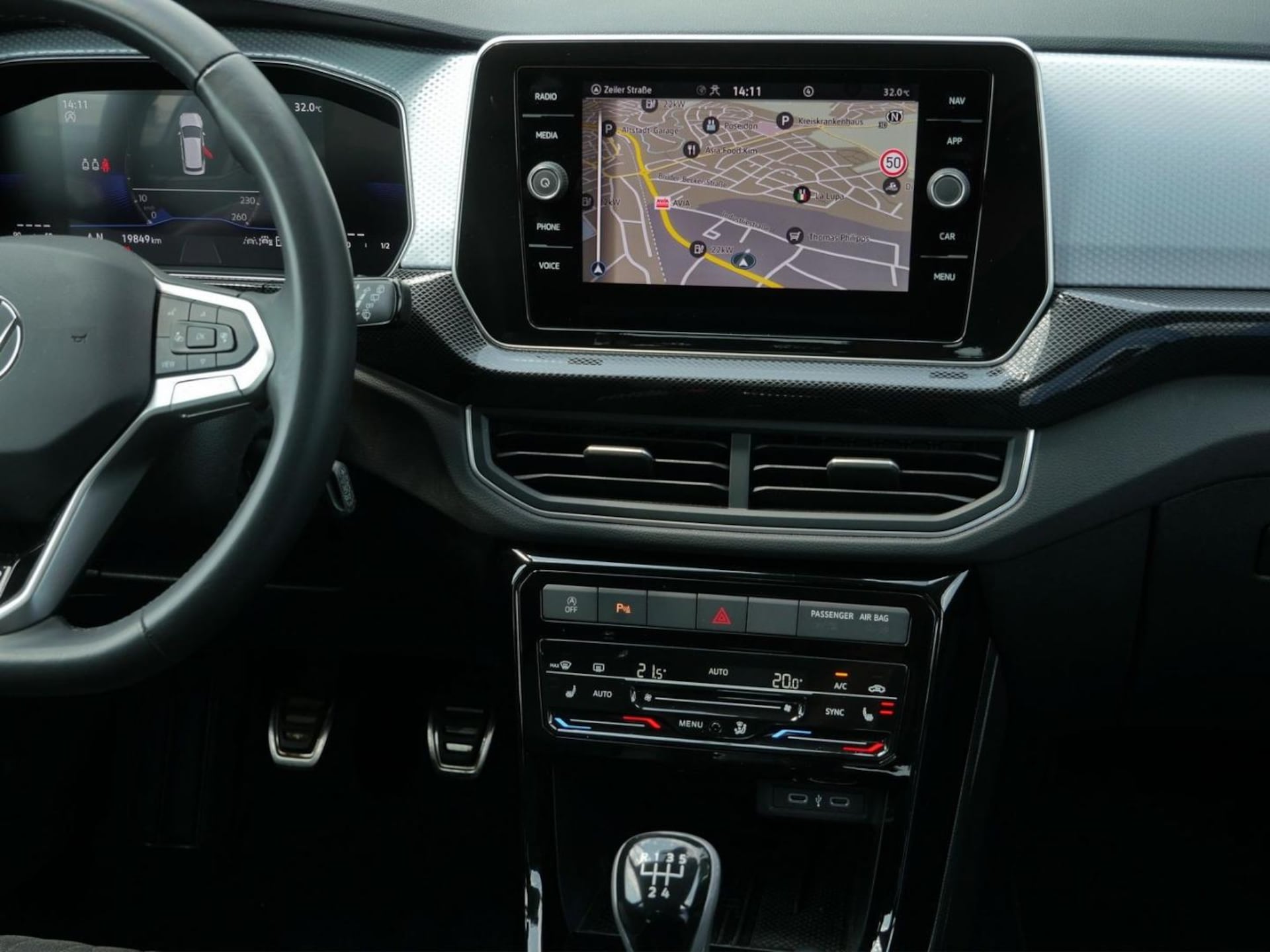 Volkswagen T-Cross Life