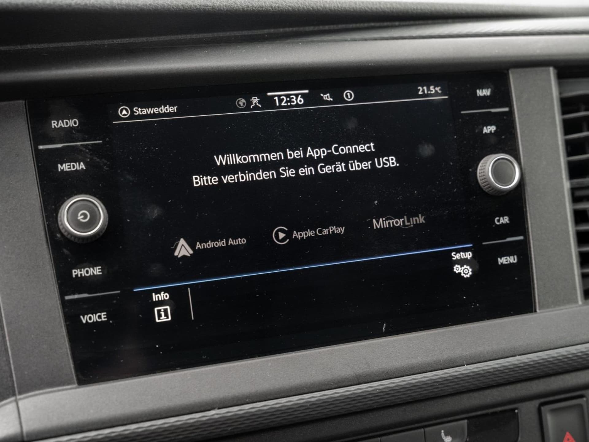Volkswagen T6.1 Transporter Kasten langer Radstand