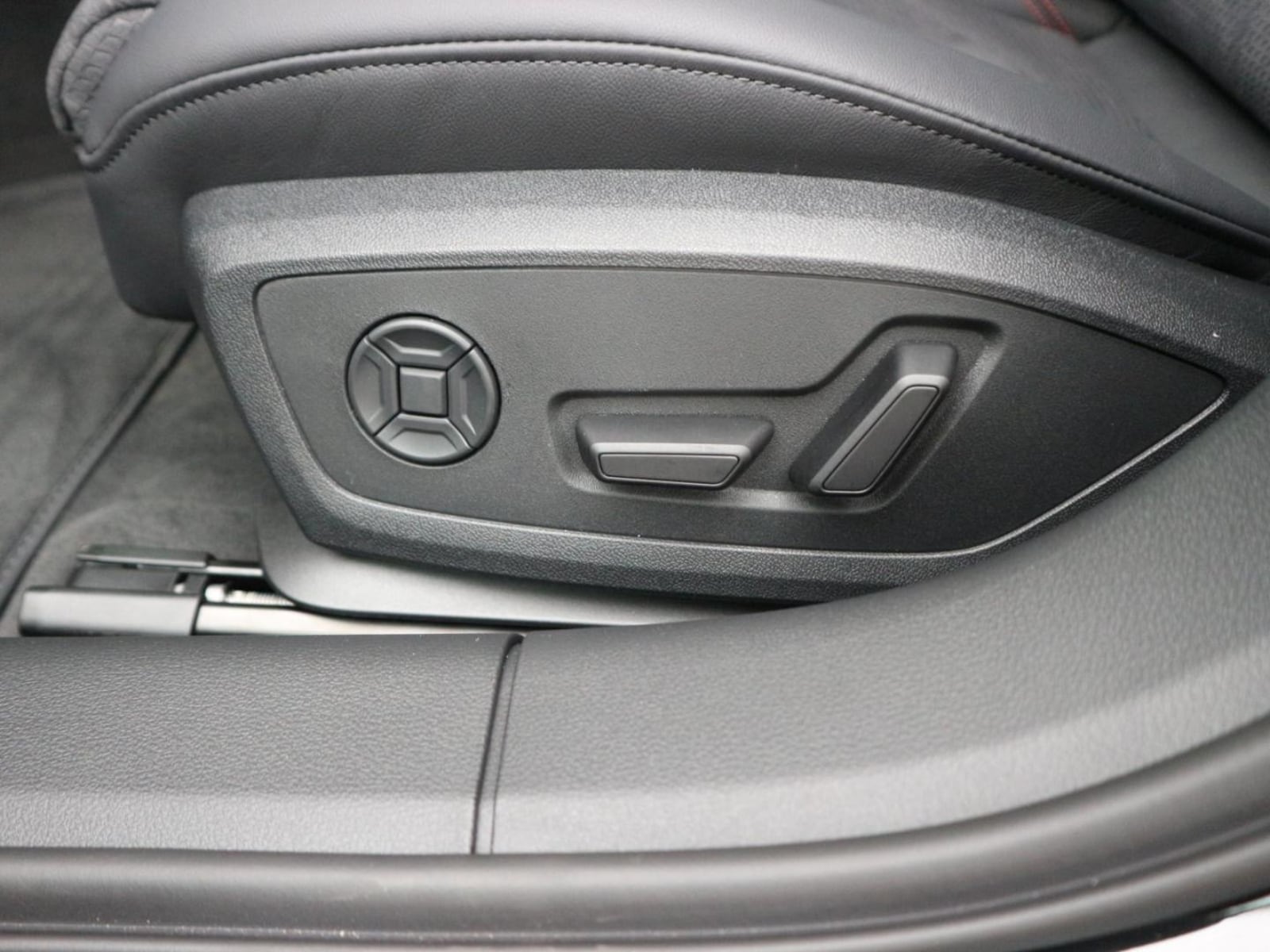 Audi A6 Avant – Bild 7
