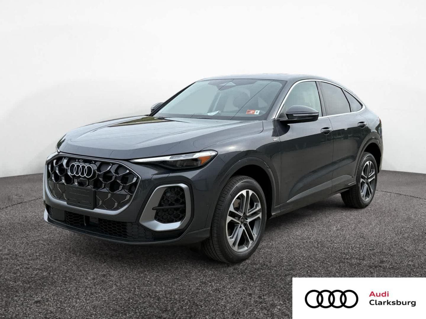 2025 Audi Q5 Sportback 45 Premium Plus's photo