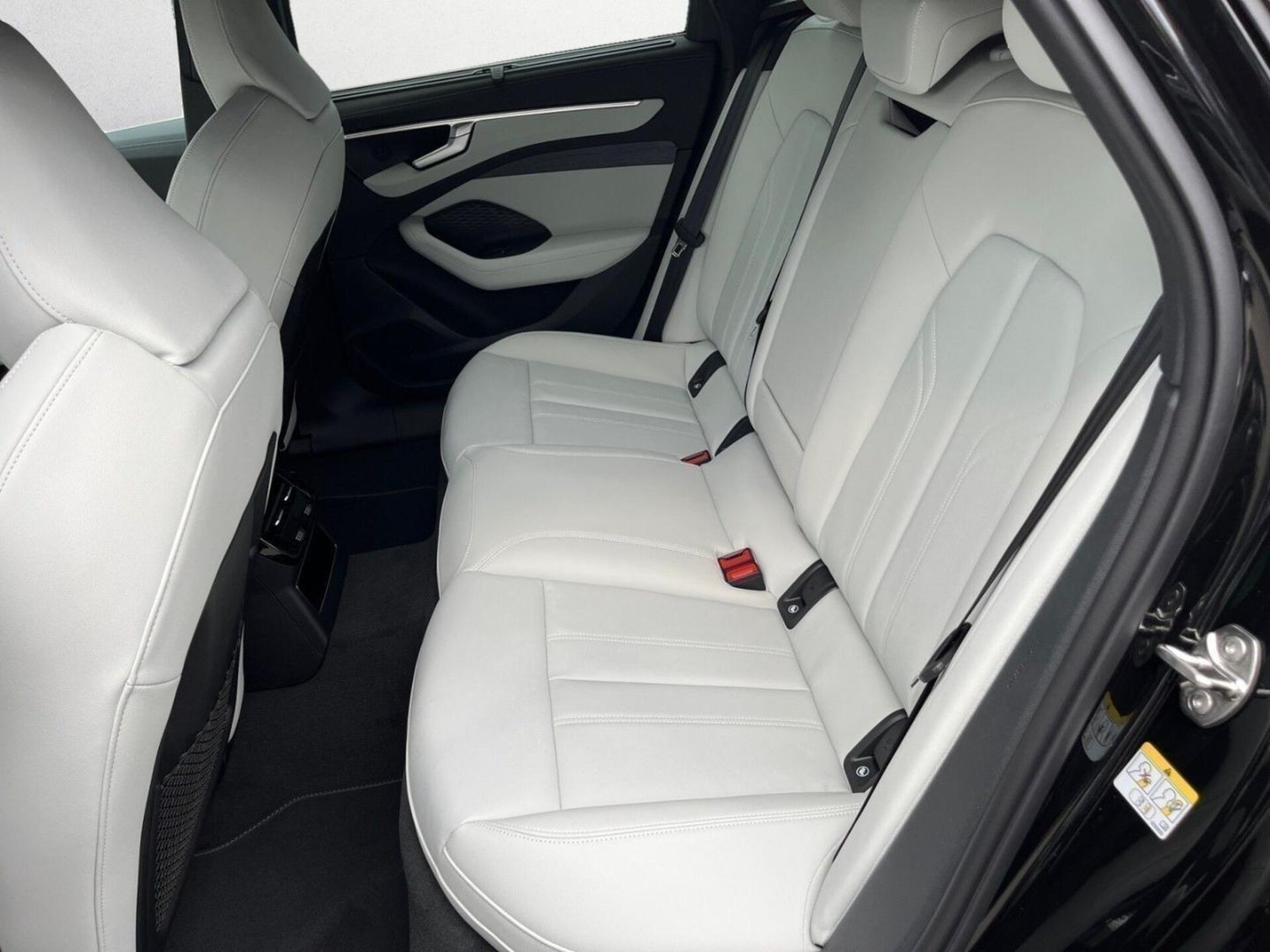 Audi A6 Avant edition one