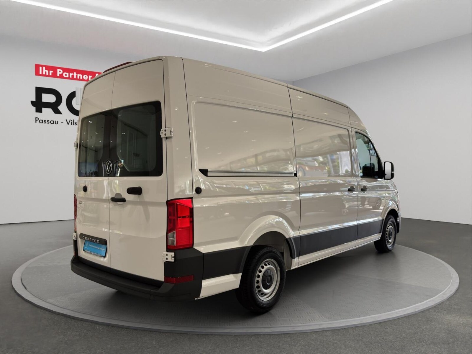 Volkswagen Crafter Kasten mittlerer Radstand – Bild 4