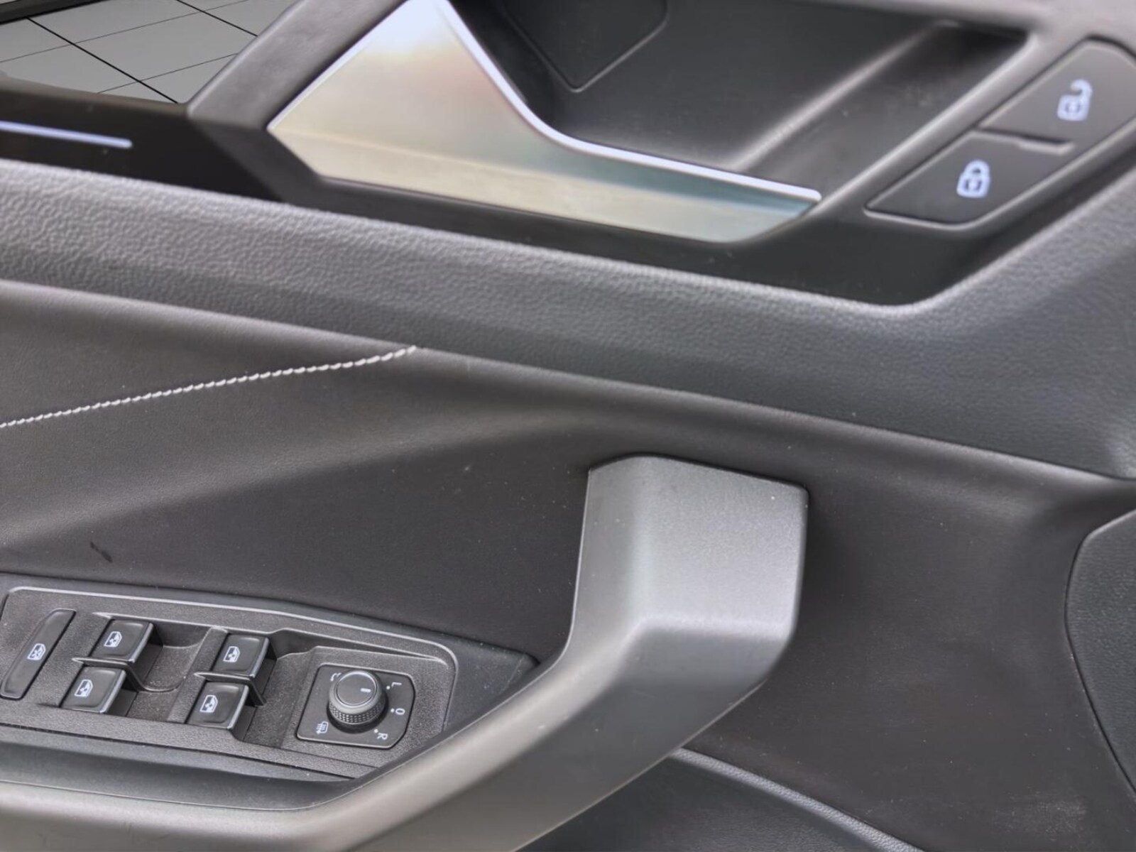 Volkswagen T-Roc – Bild 11