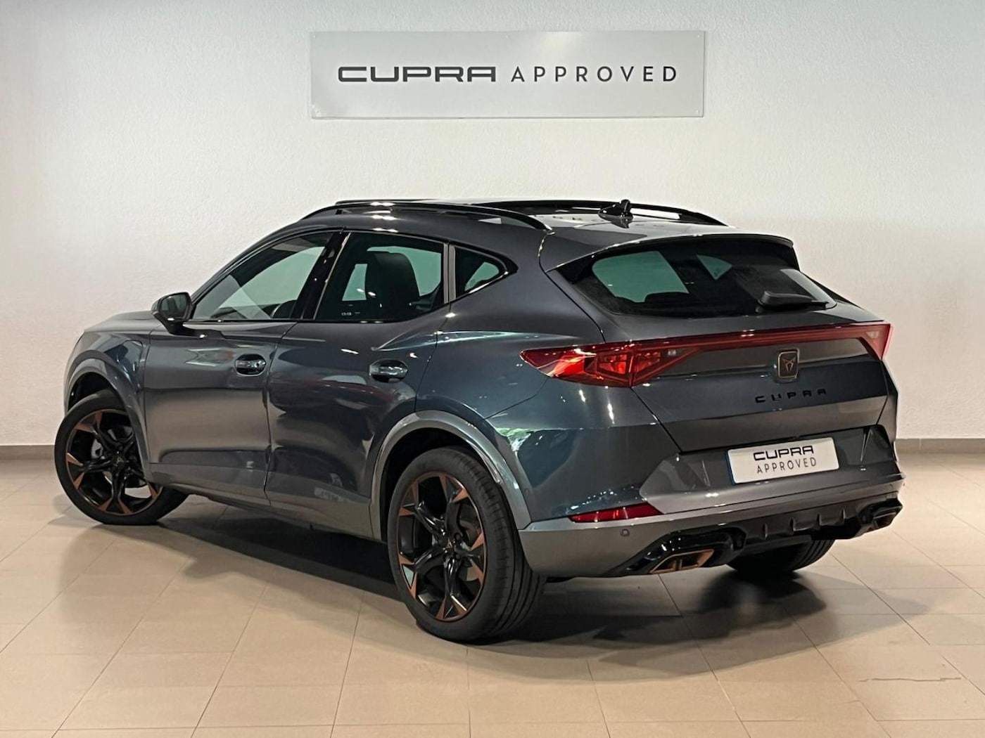 CUPRA Formentor 1.4 e-Hybrid VZ DSG 180 kW (245 CV) — photo 2