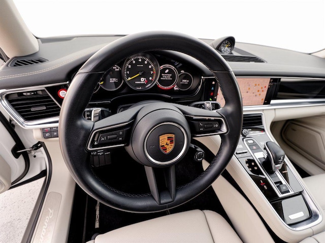 2022 Porsche