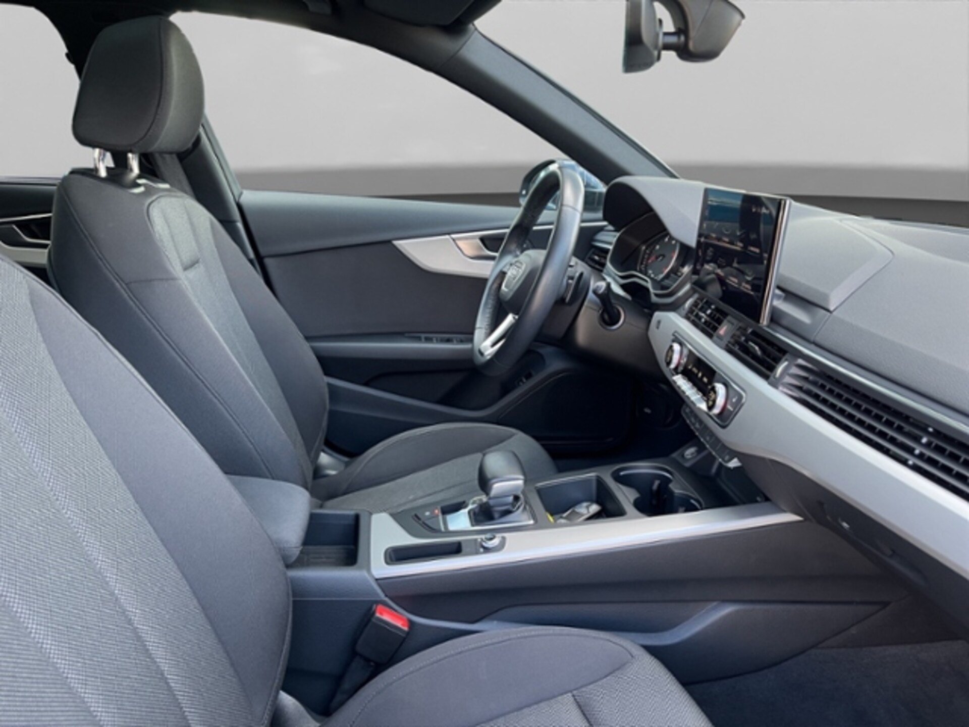 Audi A4 Avant Advanced