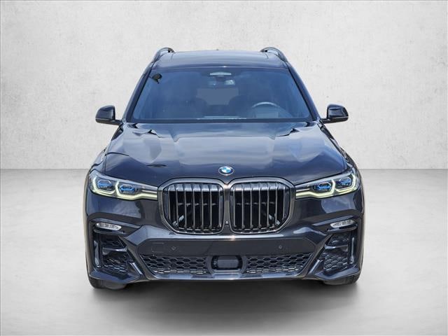 2022 BMW X7