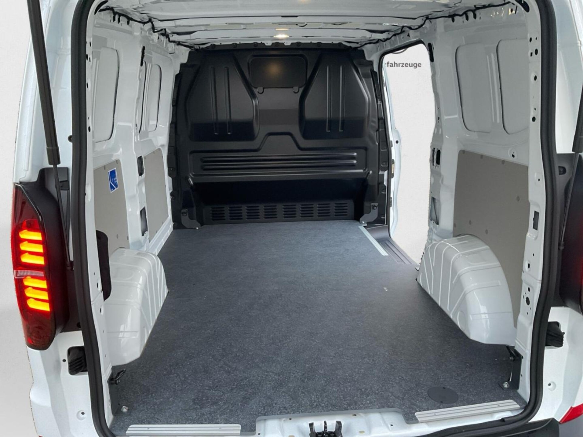 Volkswagen Transporter Kasten kurzer Radstand